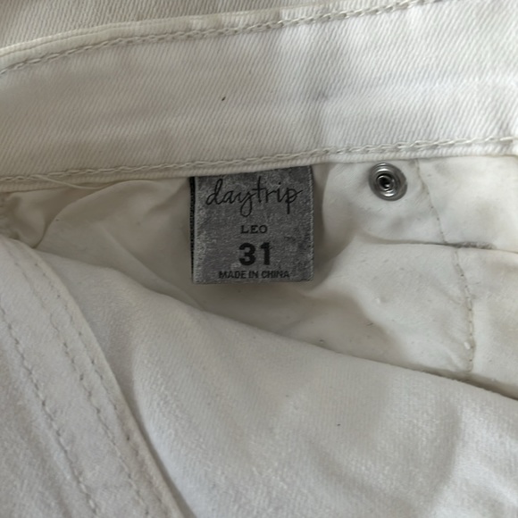 Daytrip capris size 31 - Picture 5 of 5